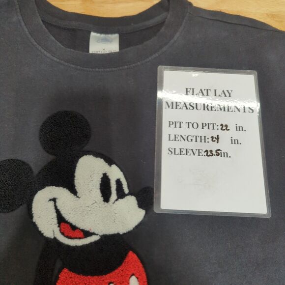 Vintage Disney Mickey Mouse Chicago Embroidered Crewneck Sweatshirt Size  M - Picture 10 of 10